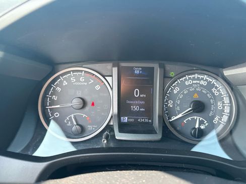 Used 2019 Toyota Tacoma TRD Pro w/ Desert Air Intake Package AWD/4WD image 11