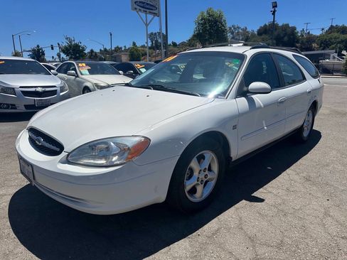 Used 2000 Ford Taurus SE image 3