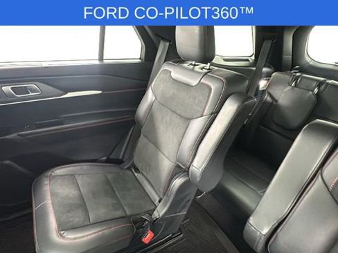 Used 2025 Ford Explorer ST image 14