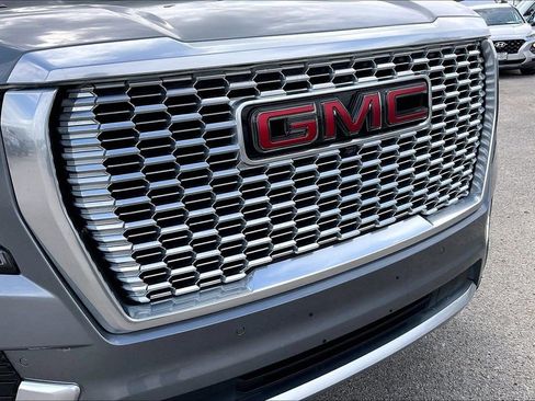 Used 2021 GMC Yukon Denali w/ Denali Ultimate Package image 34