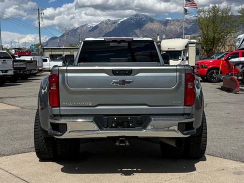 Used 2024 Chevrolet Silverado 3500 LTZ w/ LTZ Plus Package AWD/4WD image 7