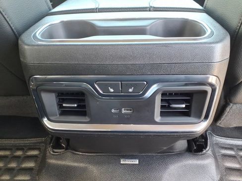 Used 2024 GMC Sierra 2500 Denali w/ Denali Reserve Package AWD/4WD image 17