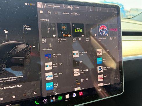 Used 2023 Tesla Model 3 Standard Range RWD image 10
