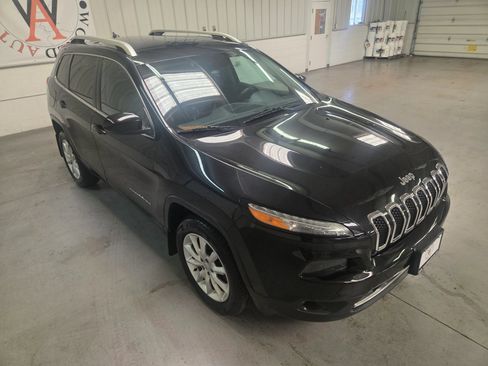 Used 2014 Jeep Cherokee Limited AWD/4WD image 13