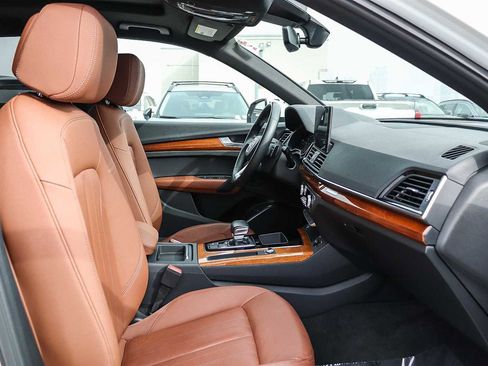 Used 2022 Audi Q5 2.0T Premium image 23