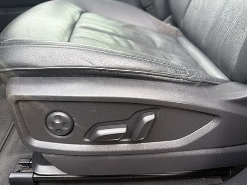 Used 2018 Audi Q5 2.0T Premium Plus w/ Premium Plus Package image 29