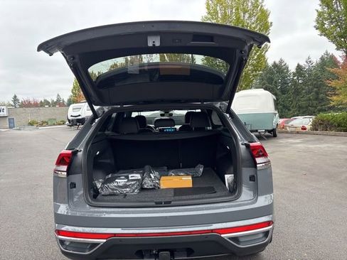 New 2026 Volkswagen Atlas Cross Sport SEL image 5