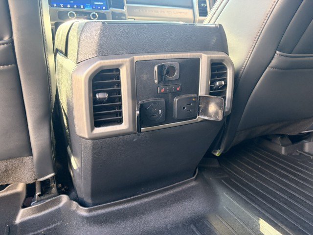 Used 2022 Ford F250 Platinum w/ Tremor Off-Road Package AWD/4WD image 29