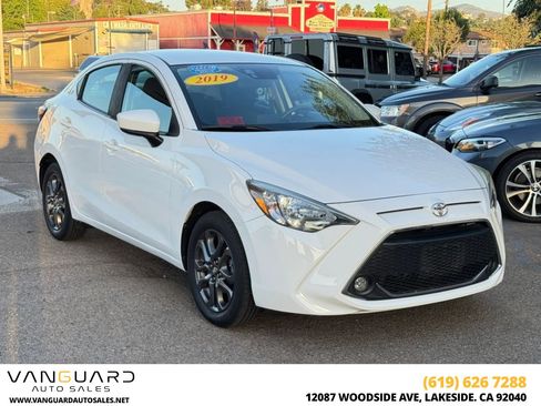 Used 2019 Toyota Yaris LE FWD image 1