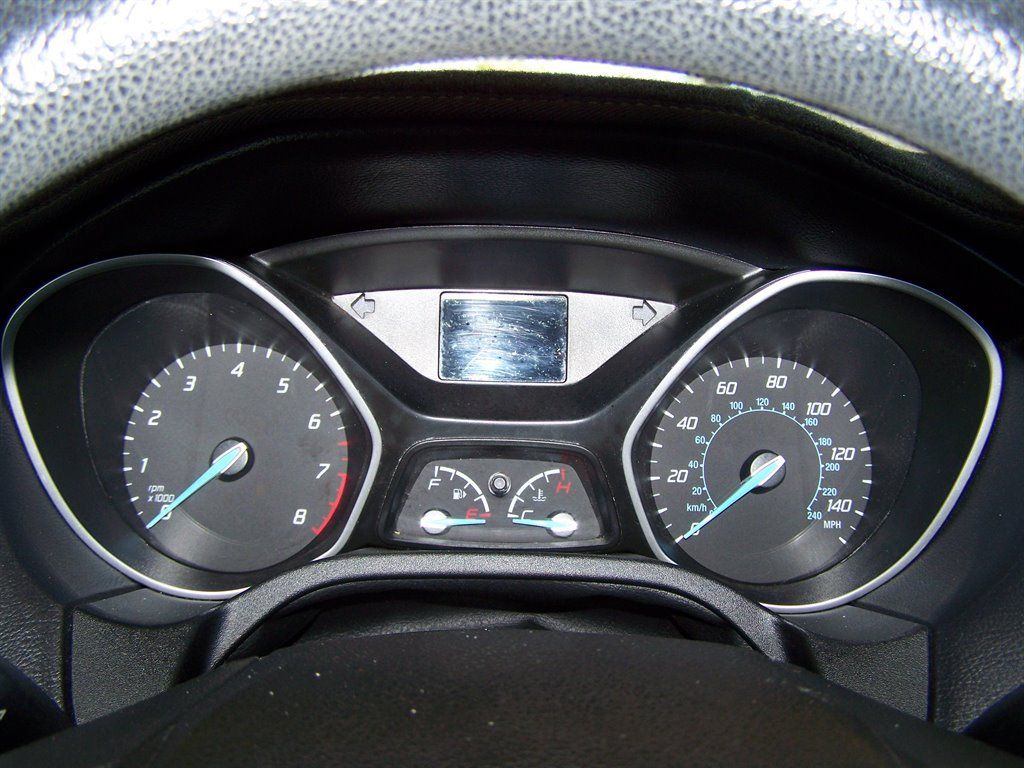 Used 2013 Ford Focus S FWD image 9