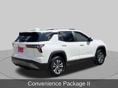 Used 2025 Chevrolet Equinox LT w/ Convenience Package II FWD image 5