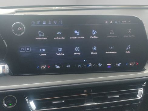 New 2026 Chevrolet Traverse LT w/ Sun and Wheel Package image 17