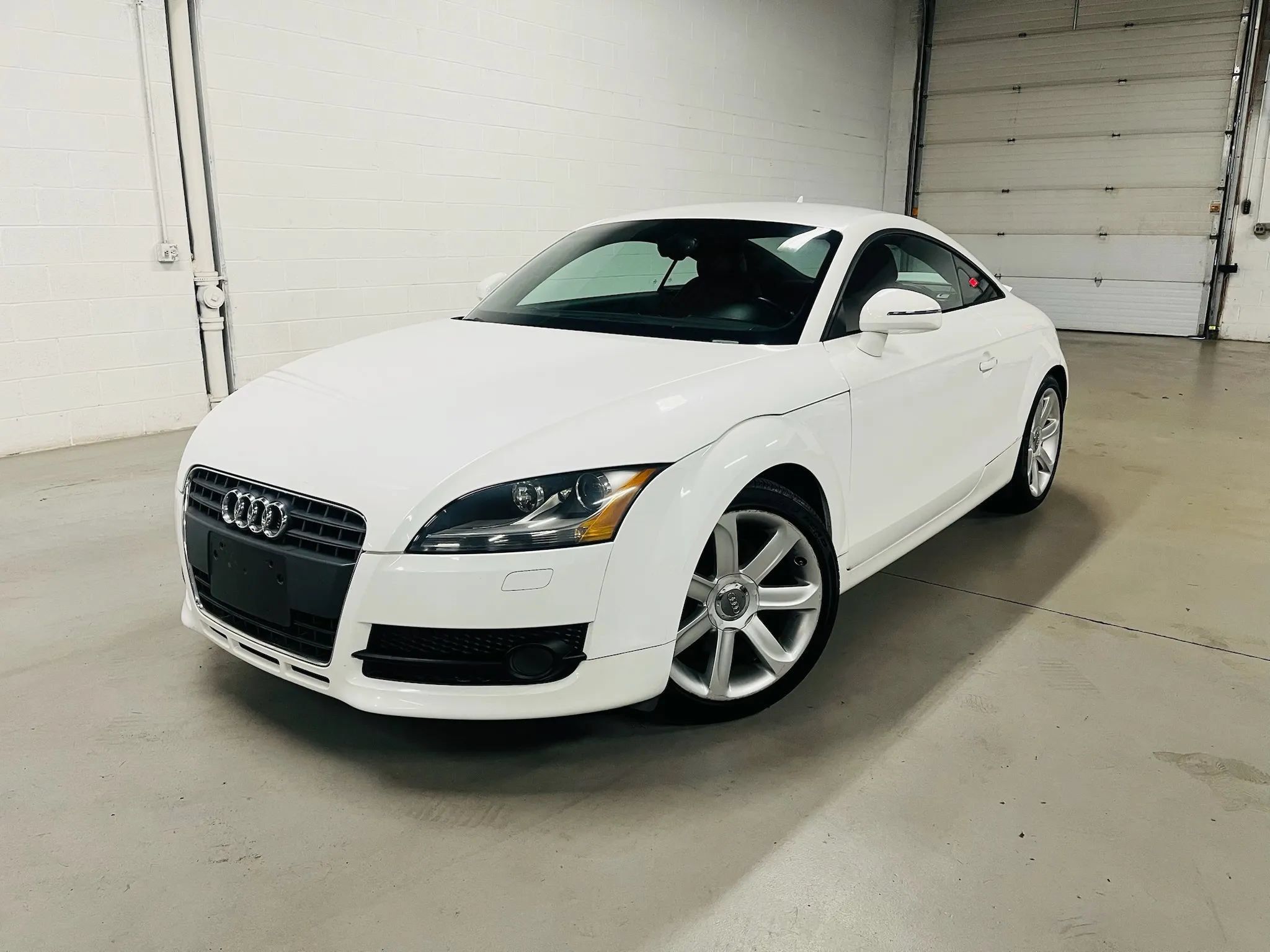Used 2008 Audi TT 2.0T FWD image 1