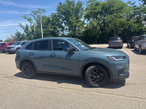 Used 2023 Honda HR-V Sport image 26