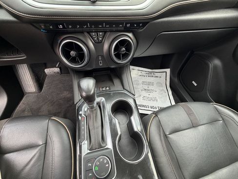 Used 2019 Chevrolet Blazer Premier w/ Sun and Wheels Package AWD/4WD image 17