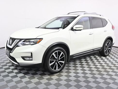 Used 2018 Nissan Rogue SL w/ Premium Package AWD/4WD image 2