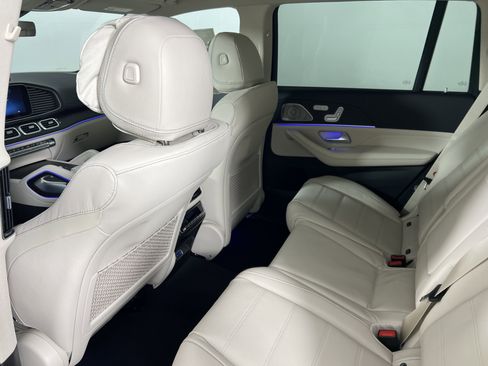 New 2026 Mercedes-Benz GLS 450 4MATIC image 22