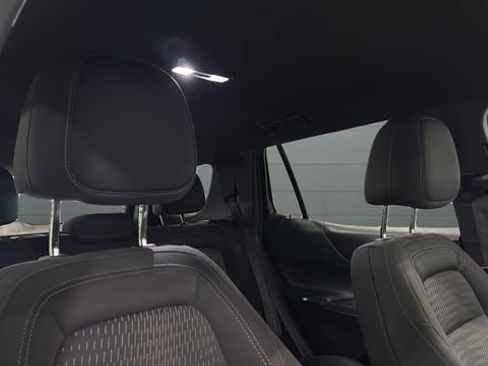 Used 2025 Chevrolet Equinox LT image 13