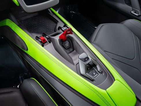 Used 2024 Lamborghini Revuelto AWD/4WD image 21