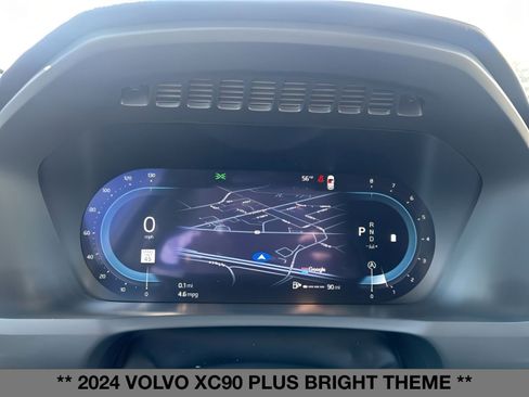 Used 2024 Volvo XC90 B5 Plus image 27