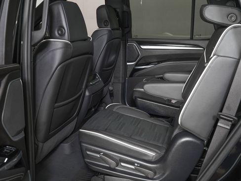 Used 2025 Cadillac Escalade Sport w/ Touring Package AWD/4WD image 14