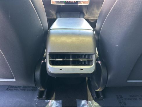 Used 2023 Tesla Model 3 Standard Range RWD image 17