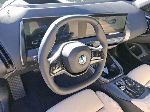 Used 2026 BMW X3 xDrive30i w/ Premium Package AWD/4WD image 4