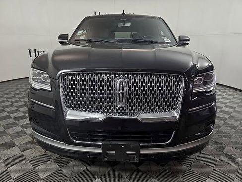 Certified 2024 Lincoln Navigator Reserve AWD/4WD image 3