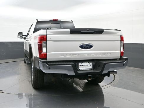 Used 2019 Ford F250 Lariat w/ Lariat Ultimate Package image 8