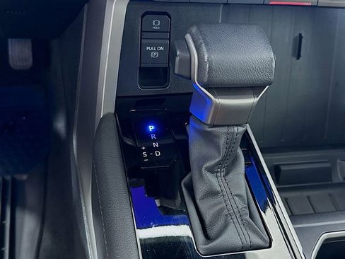 Used 2024 Toyota Tundra Limited image 17