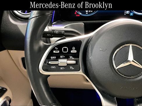 Certified 2023 Mercedes-Benz GLB 250 4MATIC image 23