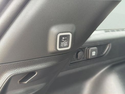 New 2026 Jeep Grand Cherokee Laredo image 28