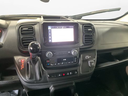 Used 2025 RAM ProMaster 2500 w/ Safety Group FWD image 12
