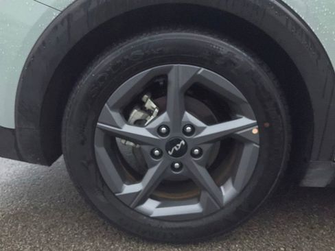 Used 2025 Kia K4 FWD image 13