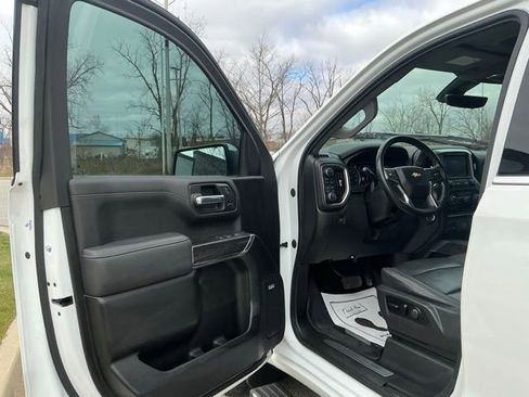 Used 2021 Chevrolet Silverado 1500 LTZ w/ Technology Package AWD/4WD image 14