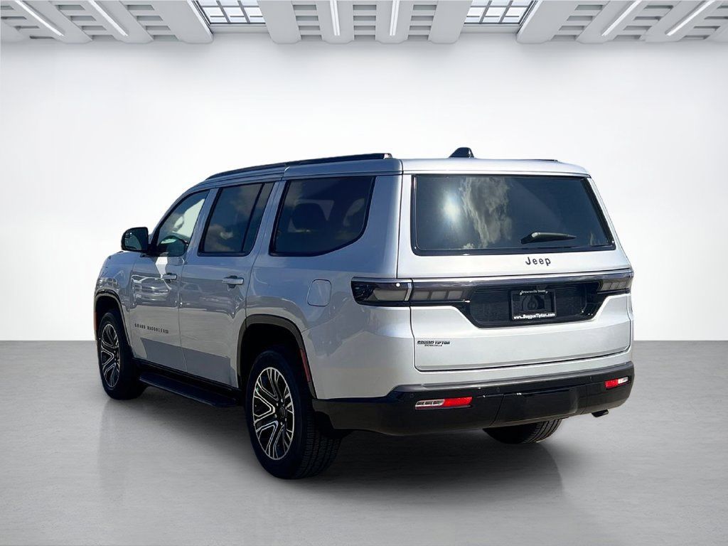 New 2026 Jeep Grand Wagoneer 2WD image 5