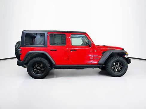 Used 2025 Jeep Wrangler Unlimited Sport AWD/4WD image 10
