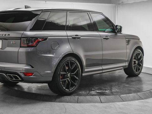 Used 2022 Land Rover Range Rover Sport SVR image 9