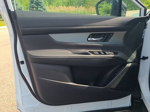 New 2026 Nissan Murano Platinum w/ Cargo Package AWD/4WD image 7