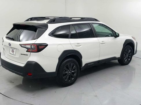 Certified 2025 Subaru Outback Onyx Edition AWD/4WD image 10