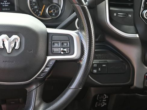 Used 2019 RAM 2500 Big Horn AWD/4WD image 30