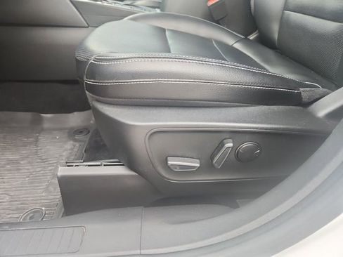 Used 2022 Ford Escape SEL w/ Technology Package image 24