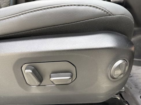 Used 2024 Jeep Wrangler High Altitude image 33