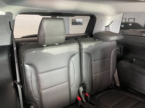 Used 2018 GMC Acadia SLT image 30