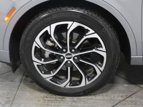 Used 2024 Lincoln Nautilus Reserve image 18