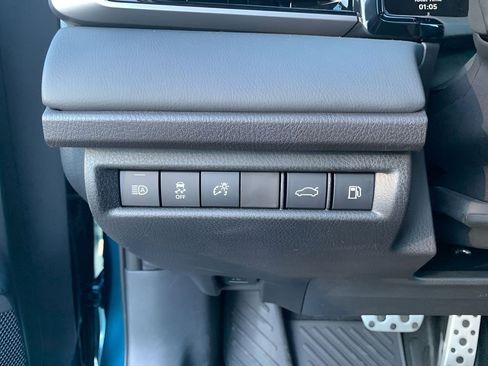 New 2026 Toyota Camry XSE FWD image 27