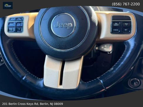 Used 2014 Jeep Wrangler Unlimited Sahara AWD/4WD image 18