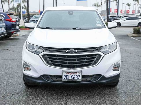 Used 2020 Chevrolet Equinox LT image 2