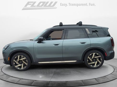 New 2025 MINI Cooper Countryman SE image 4