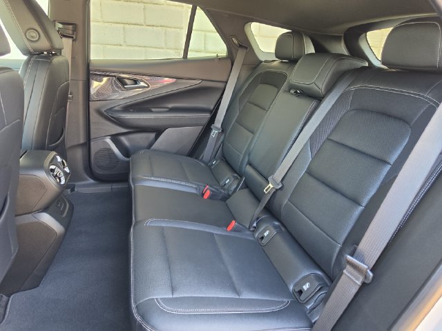 Used 2024 Chevrolet Blazer EV LT AWD/4WD image 31
